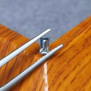 Saphir d'Auvergne, 0.26ct