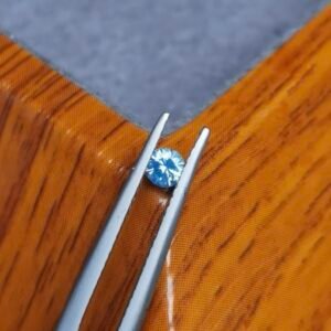 Saphir d'Auvergne, 0.23ct