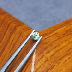 Saphir d'Auvergne, 0.23ct