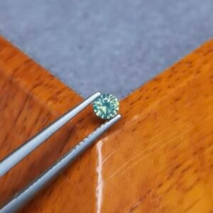 Saphir d'Auvergne, 0.29ct