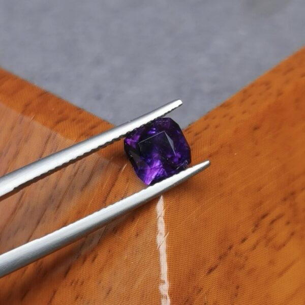 Améthyste, Auvergne, 1.28ct