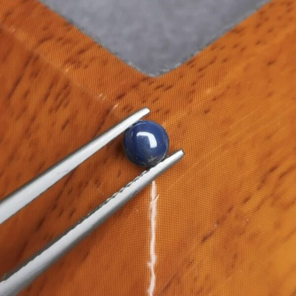 Saphir d'Auvergne, 0.35ct
