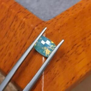 Saphir d'Auvergne, 1.73ct