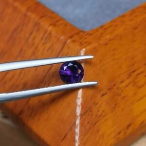 Améthyste d’Auvergne, 0.57ct