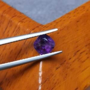 Améthyste d’Auvergne, 0.84ct