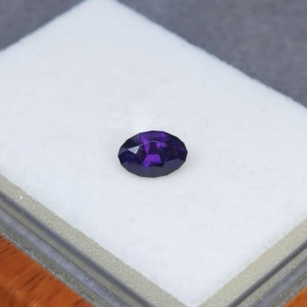 Améthyste D’Auvergne, 1.07ct