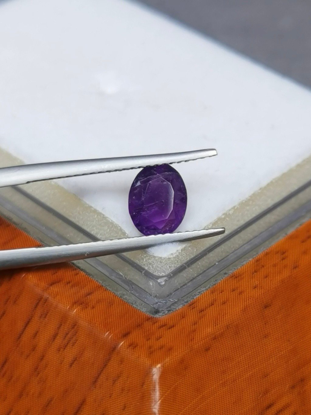 Améthyste D’Auvergne, 1.29ct