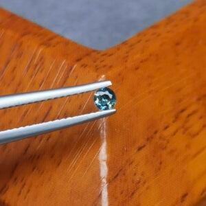 Saphir d'Auvergne, 0.13ct