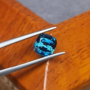 Saphir d'Auvergne, 3.25ct