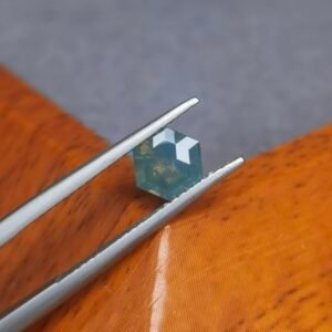 Saphir d'Auvergne, 1.25ct