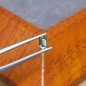 Saphir d'Auvergne, 0.43ct