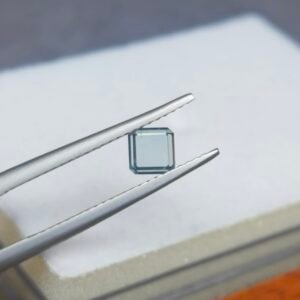 Saphir d'Auvergne, 0.49ct