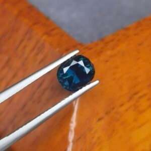 Saphir d'Auvergne, 1.77ct