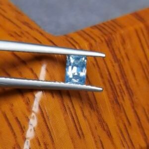 Saphir d'Auvergne, 0.56ct