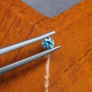 Saphir d'Auvergne, 0.19ct