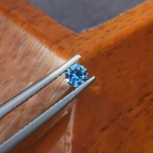 Saphir d'Auvergne, 0.19ct