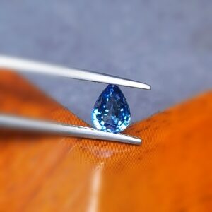 Saphir d'Auvergne, 0.86ct
