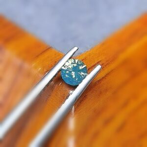 Saphir d'Auvergne, 0.28ct