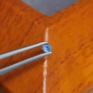 Saphir d'Auvergne, 0.08ct