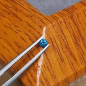 Saphir d'Auvergne, 0.20ct