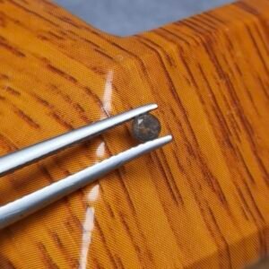 Saphir d'Auvergne, 0.16ct