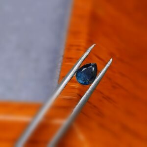 Saphir d'Auvergne, 0,47ct